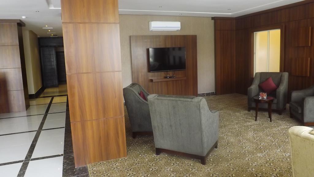 Baron Palace - Almasif Hotel Apartments Riyadh Luaran gambar
