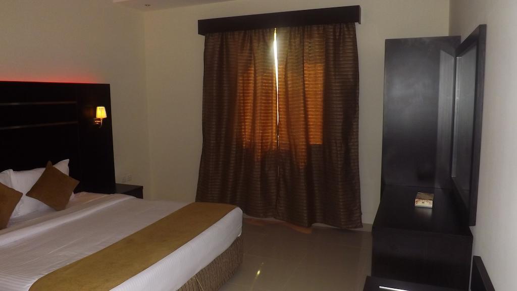 Baron Palace - Almasif Hotel Apartments Riyadh Luaran gambar