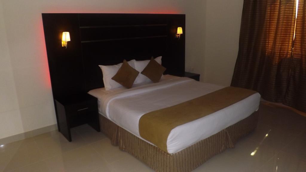 Baron Palace - Almasif Hotel Apartments Riyadh Luaran gambar