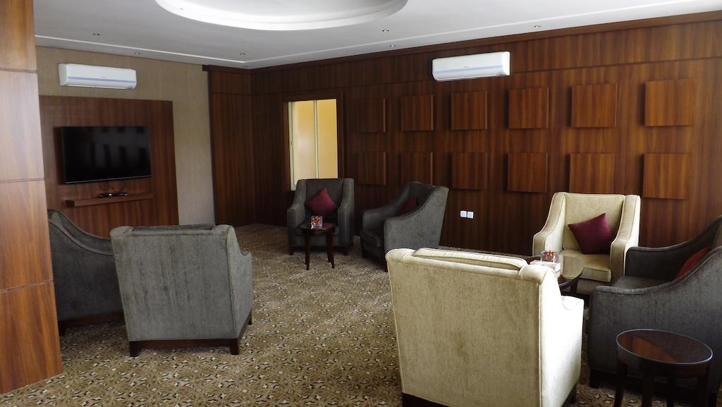 Baron Palace - Almasif Hotel Apartments Riyadh Luaran gambar